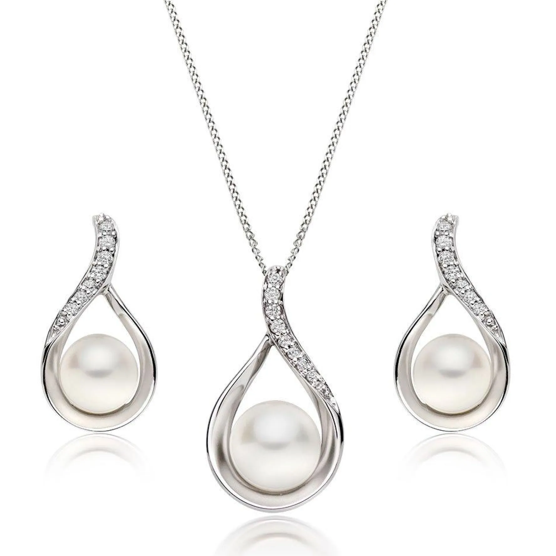 Beaverbrooks 9ct White Gold Diamond Freshwater Cultured Pearl Pendant and Earrings Set