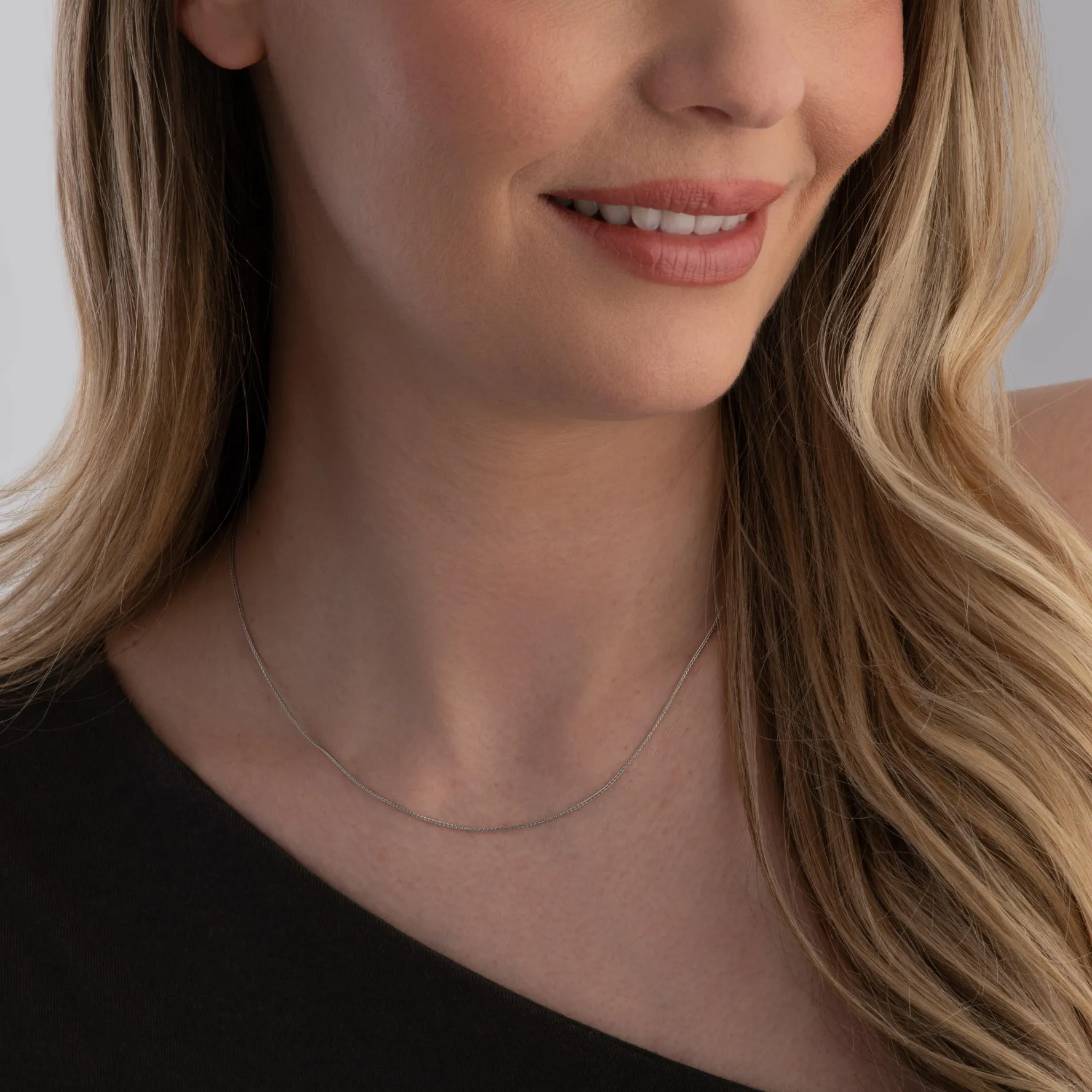 Beaverbrooks 9ct White Gold Adjustable Spiga Necklace