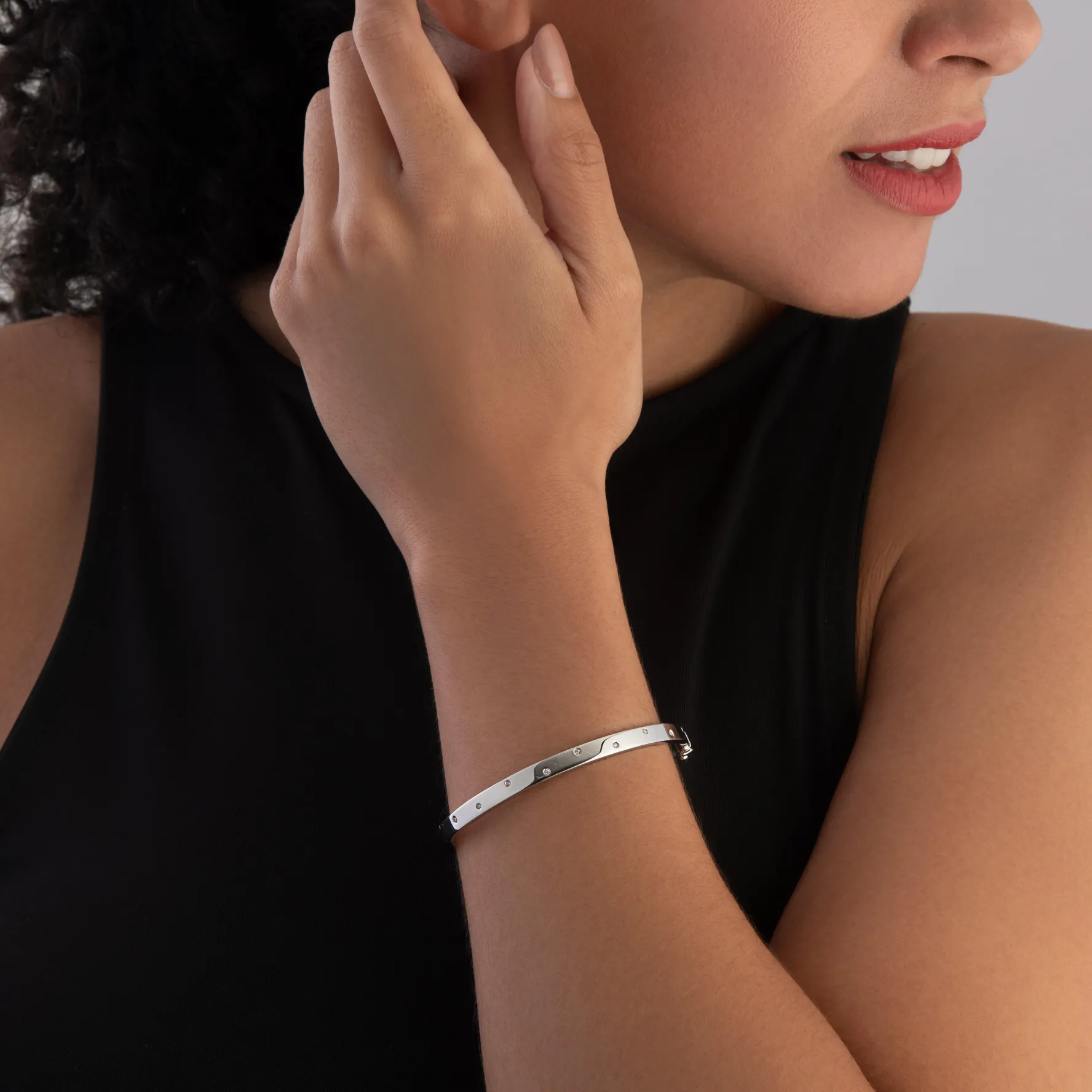 Beaverbrooks 9ct White Gold Diamond Bangle