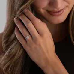 Beaverbrooks 18ct Yellow Gold Diamond Cluster Ring