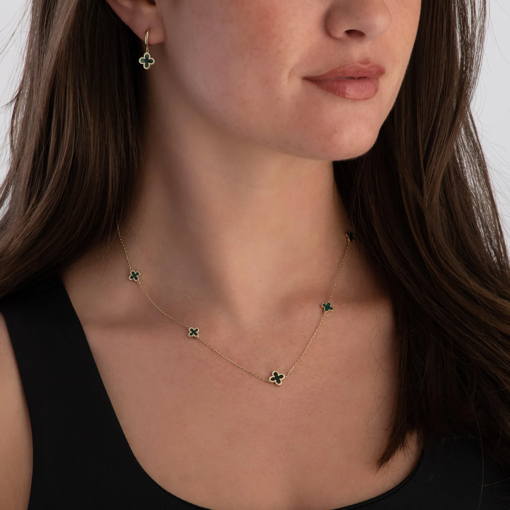 Beaverbrooks 9ct Yellow Gold Malachite Clover Necklace
