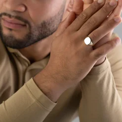 Beaverbrooks 9ct Yellow Gold Cushion Signet Ring