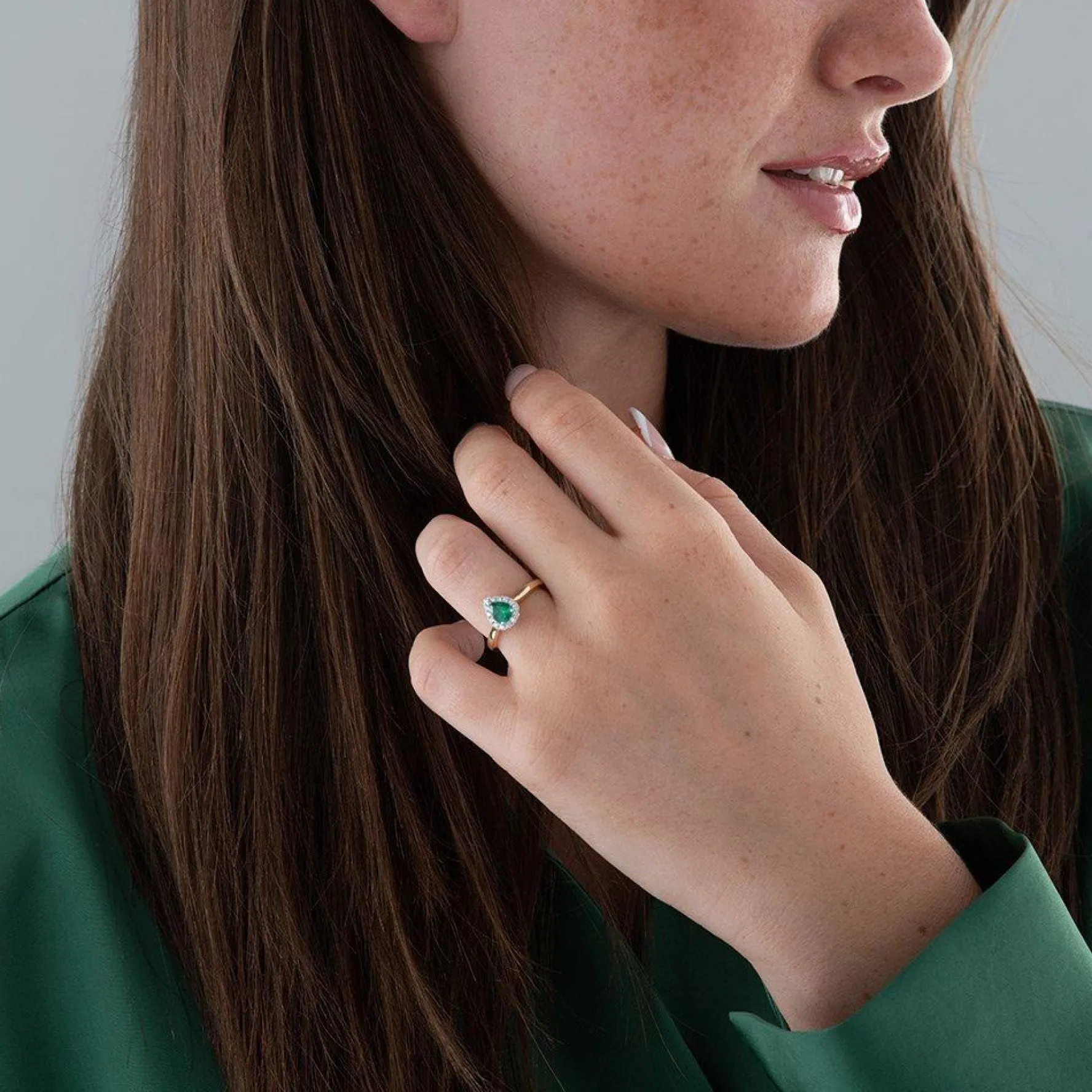 Beaverbrooks 18ct Yellow Gold Diamond Emerald Ring