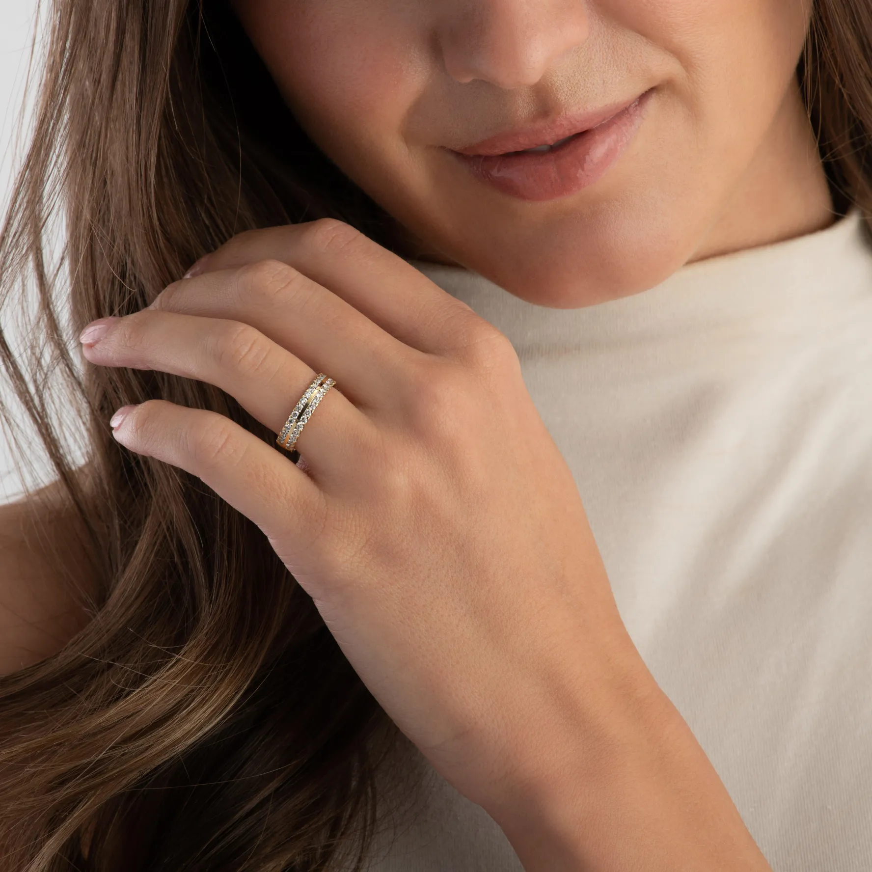 Beaverbrooks 18ct Yellow Gold Diamond 4mm Wedding Ring
