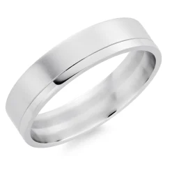 Beaverbrooks Platinum Men’s 5mm Wedding Ring