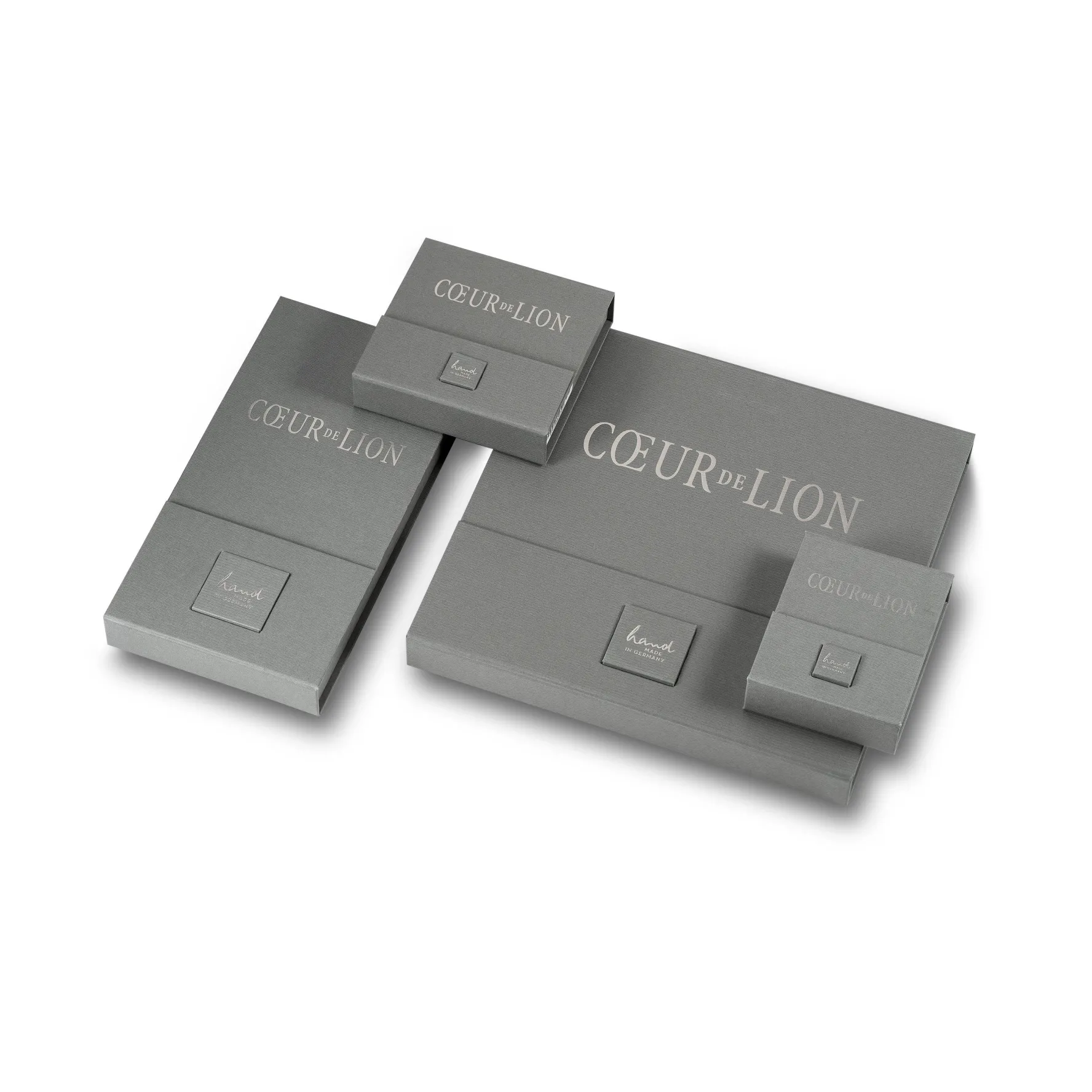 Coeur De Lion GeoCUBE Iconic Precious Crystal Necklace