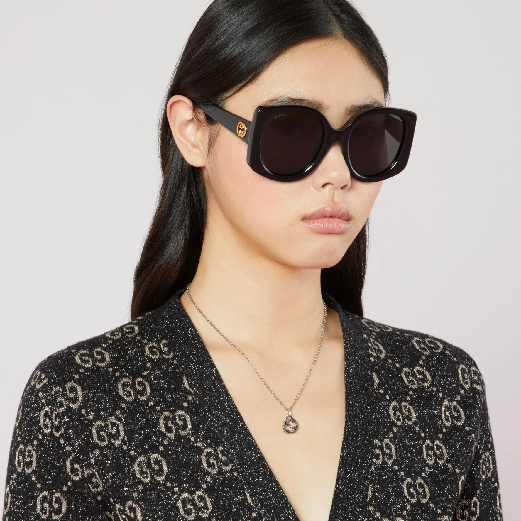 Gucci Interlocking Silver Pendant