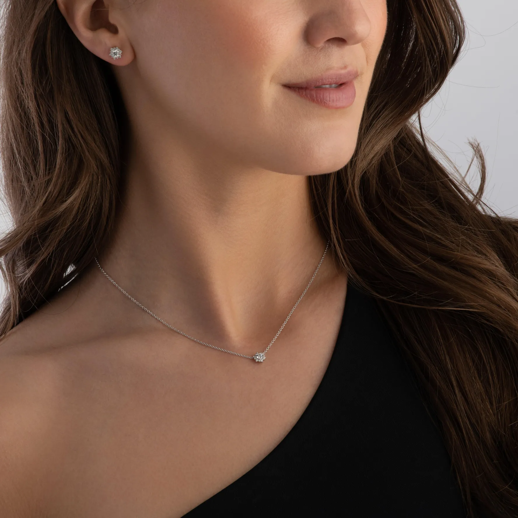 Hearts On Fire Delight 18ct White Gold Diamond Halo Earrings