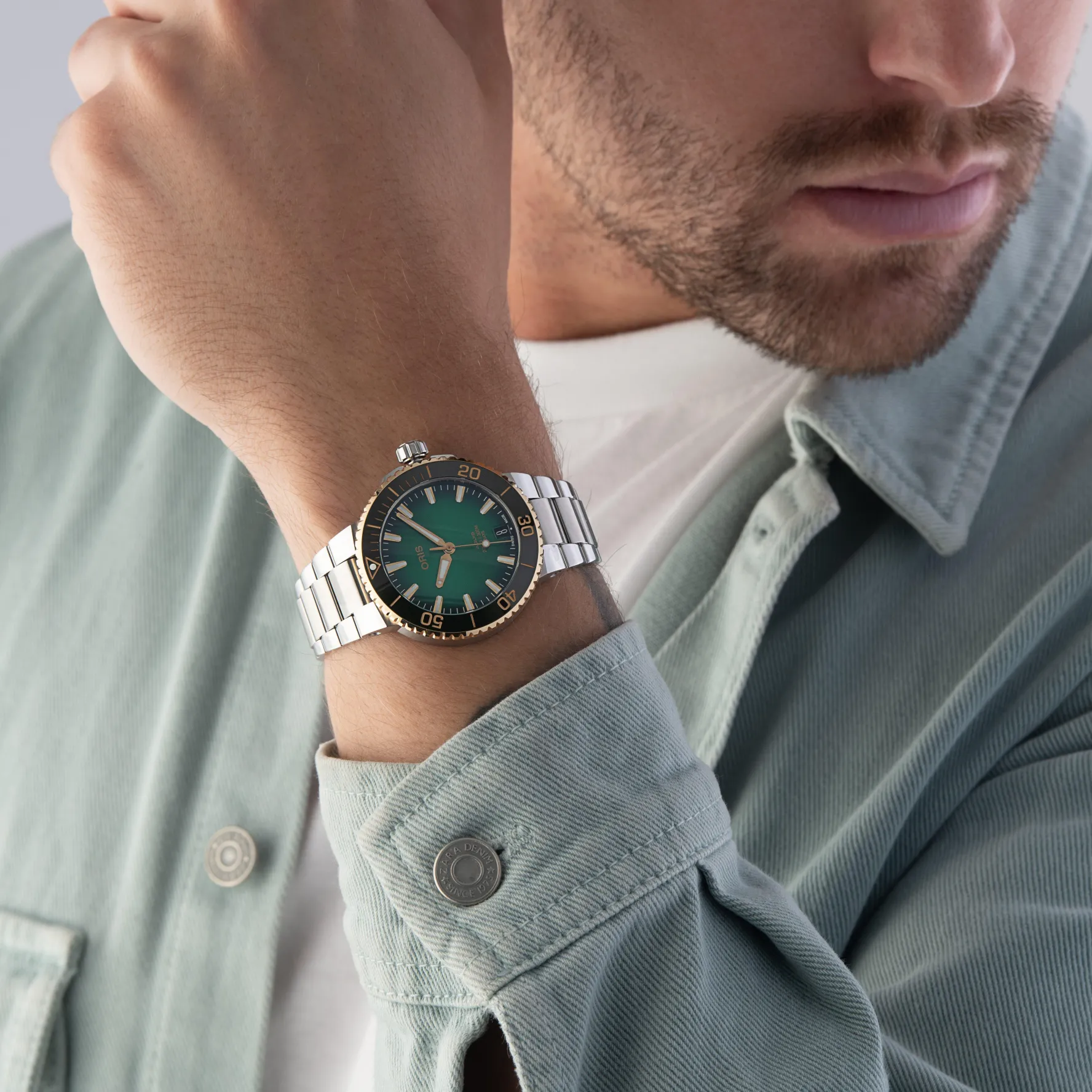 Oris Aquis Date Calibre 400 41.5mm Automatic Watch