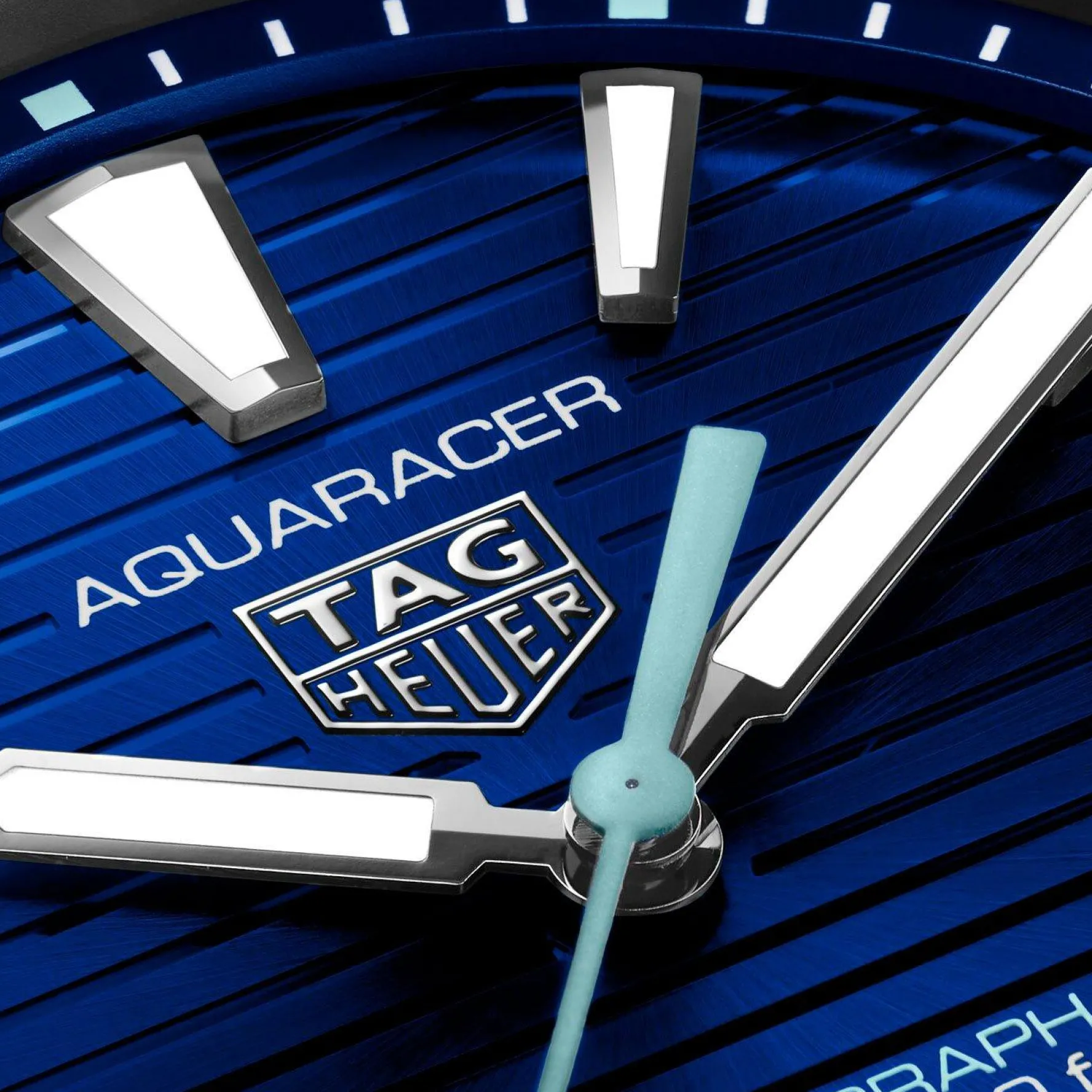 TAG Heuer Aquaracer Professional 200 Solargraph 40mm Men’s Watch